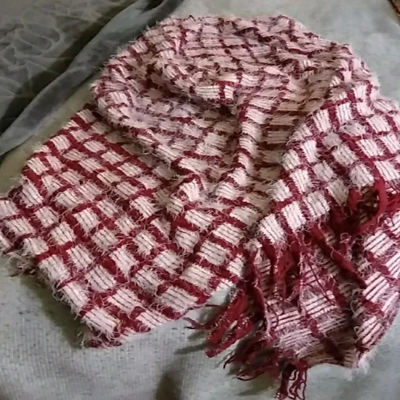 Poncho - Picture 1 of 1